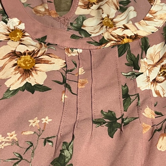 Torrid Georgette Tank Top Size 2X - Picture 3 of 4